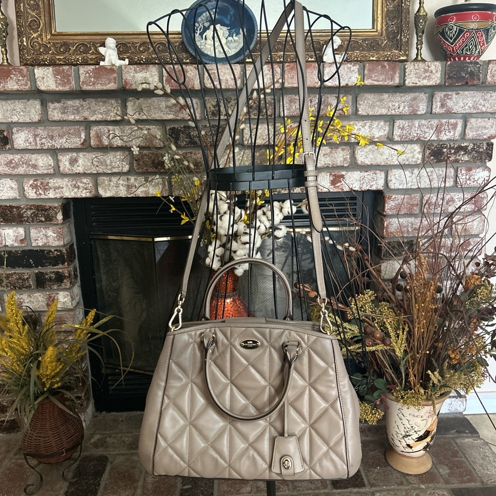 Coach SMALL TAUPE MARGOT CARRYALL IN QUILTED LEATHER Crossbody Bag - Picture 2 of 10
